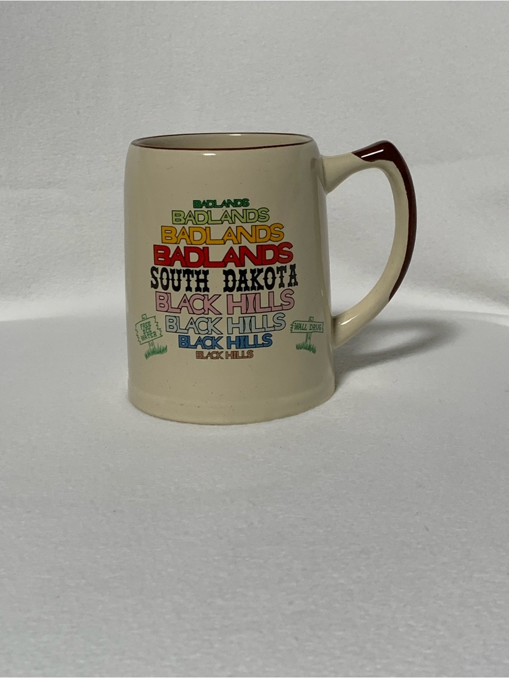 Badlands South Dakota Black Hills Cream Souvenir Coffee Mug